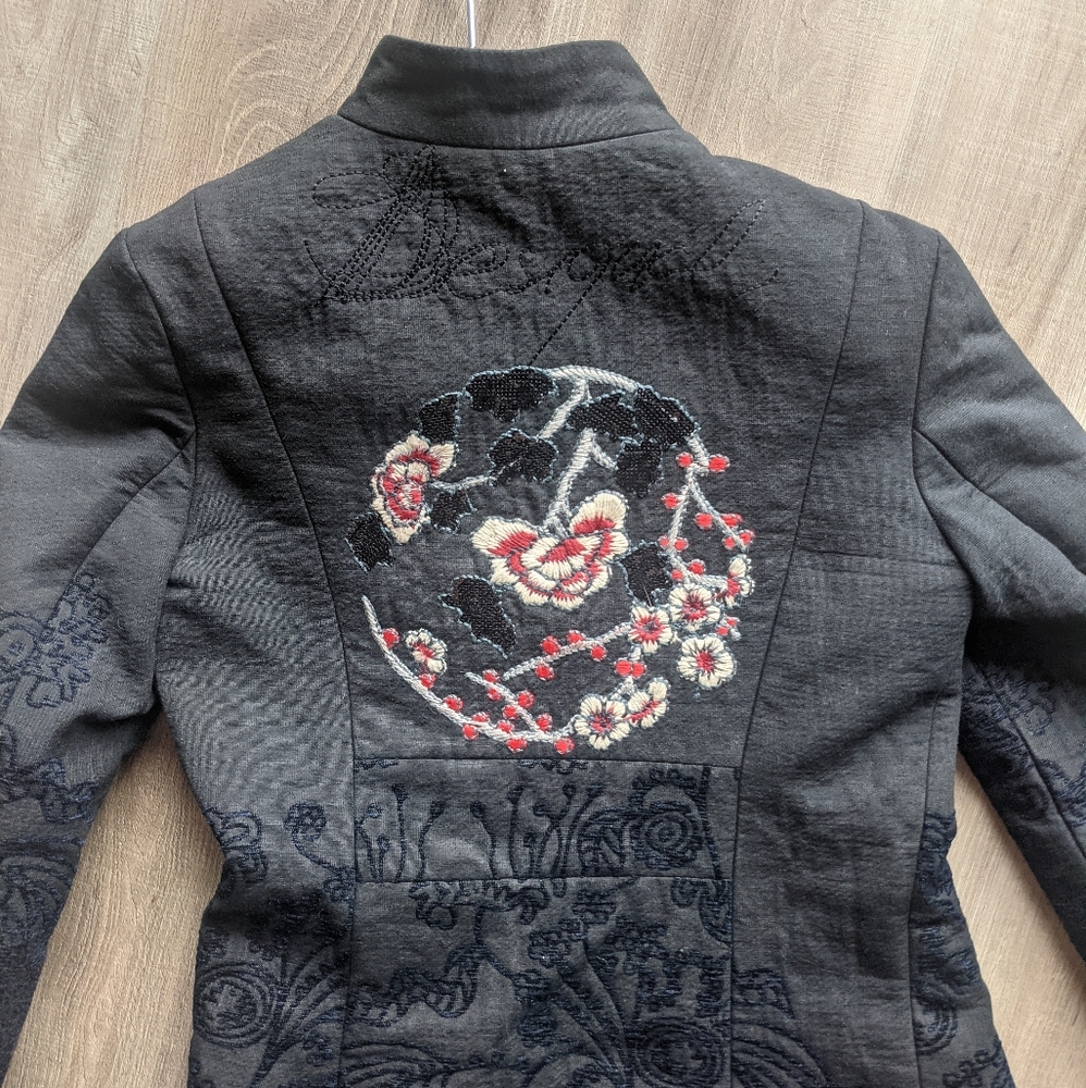 OFFERS WELCOME! Gorgeous Desigual Coat XS-S.